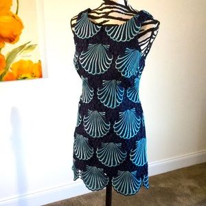 Size 4 - Lilly S/L dress
